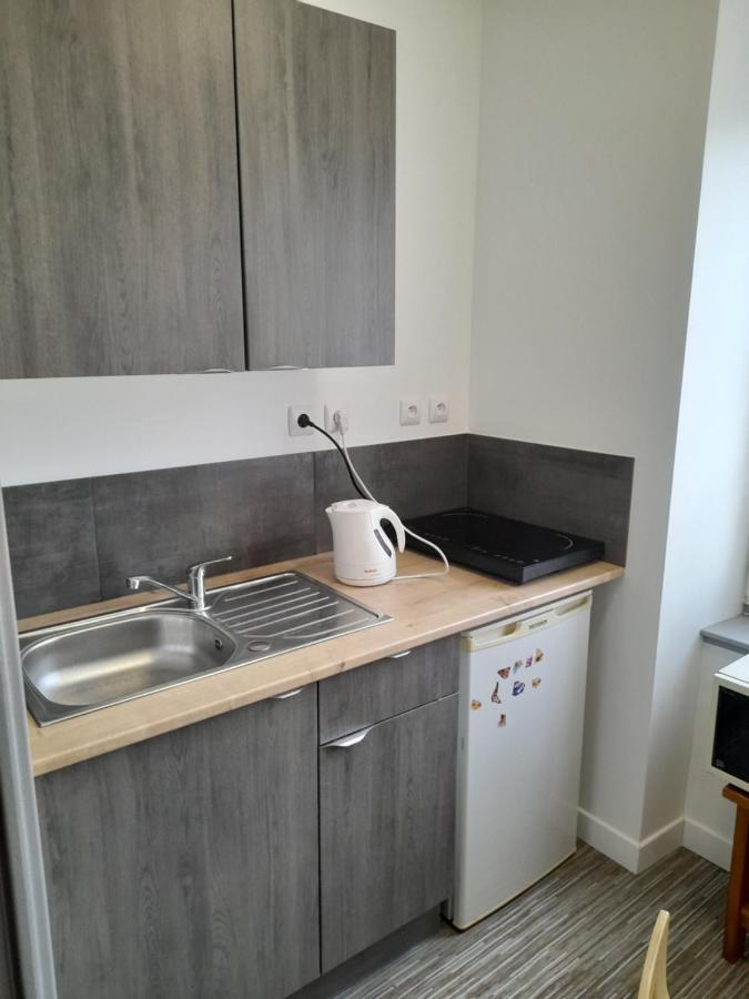 17, Face A La Gare Apartment ลันยง ภายนอก รูปภาพ