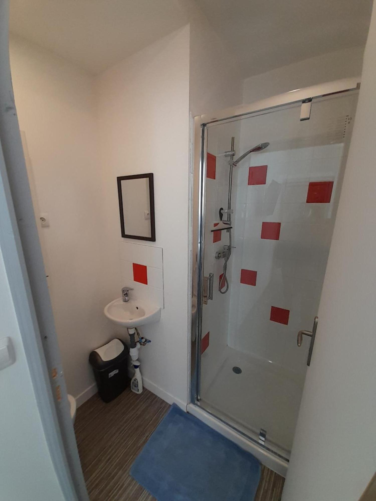 17, Face A La Gare Apartment ลันยง ห้อง รูปภาพ